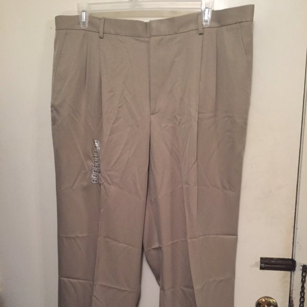 MENS GREG NORMAN 42X32 PANTS NWT